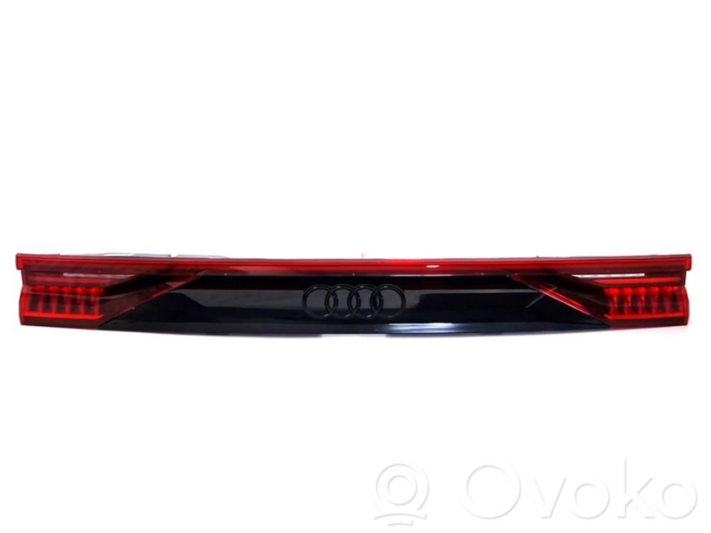 Audi Q8 Takaluukun takavalot 