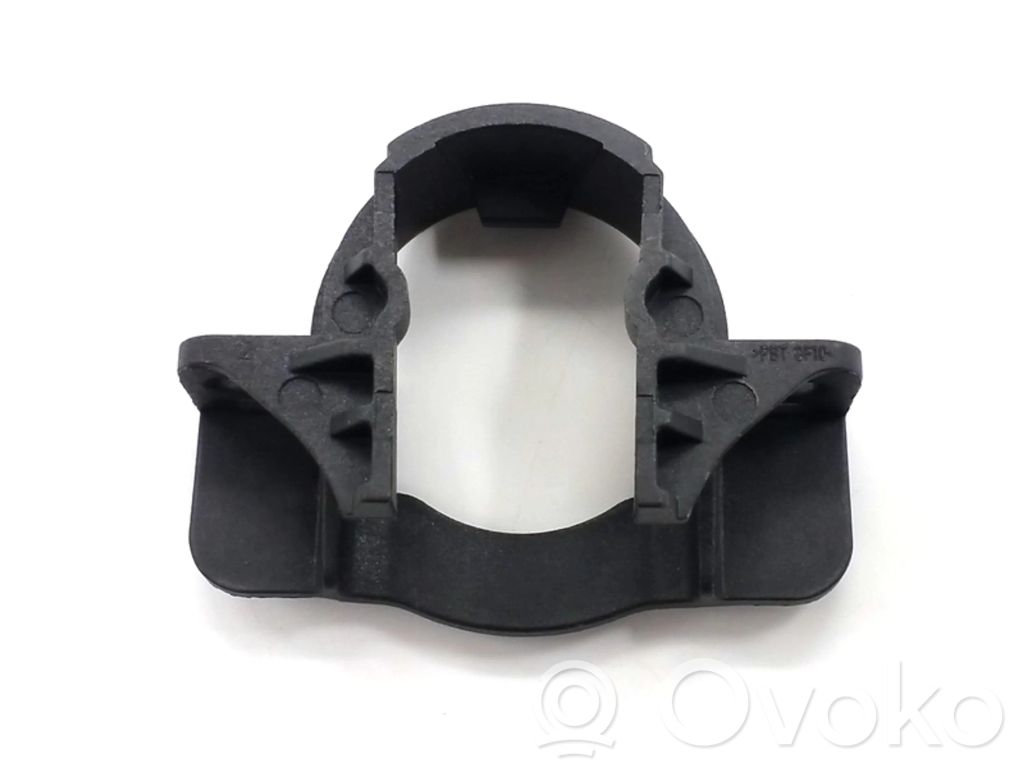 Headlight/headlamp mounting bracket