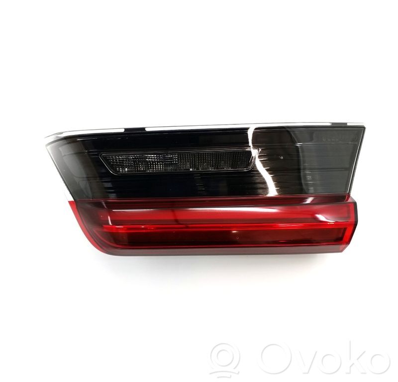BMW 3 G20 G21 Lampy tylnej klapy bagażnika 