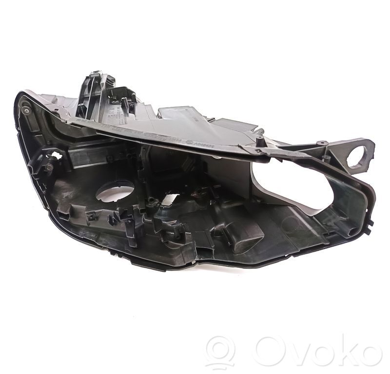 Volkswagen PASSAT B8 Element lampy przedniej 