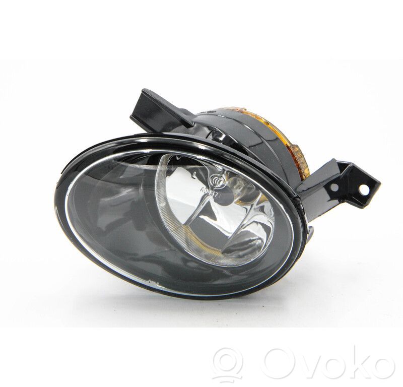 Etusumuvalo   5K0941699,5K0941699F,5KD941699