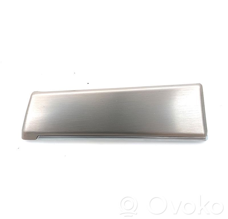 Volkswagen PASSAT B8 Cornice cruscotto 