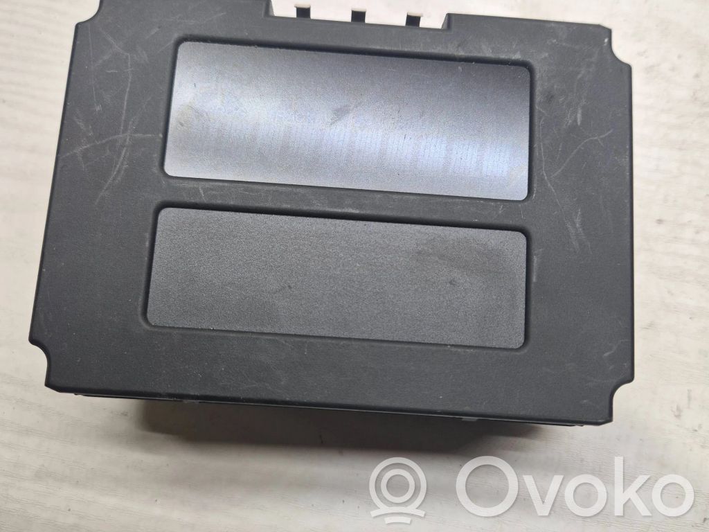 Opel Omega B2 Screen/display/small screen 