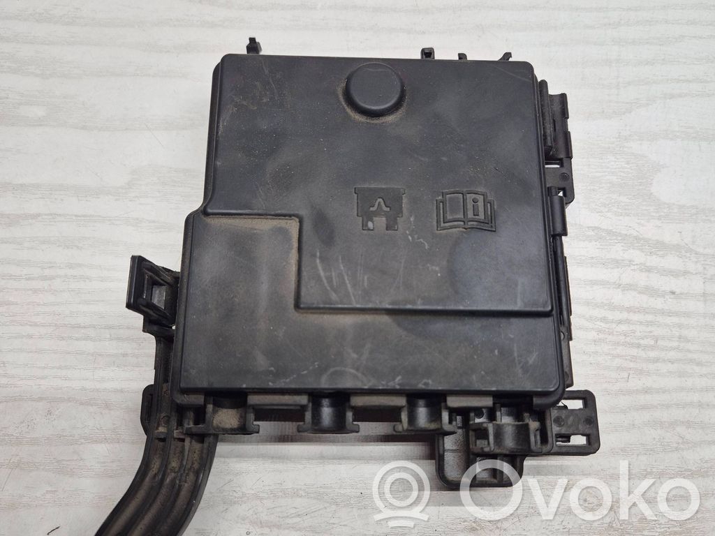 Volvo C30 Fuse module 