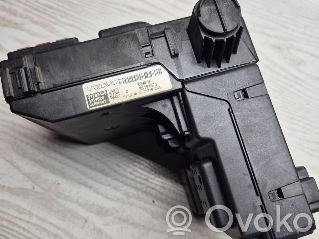 Central body control module   31282455,28191071,12W024