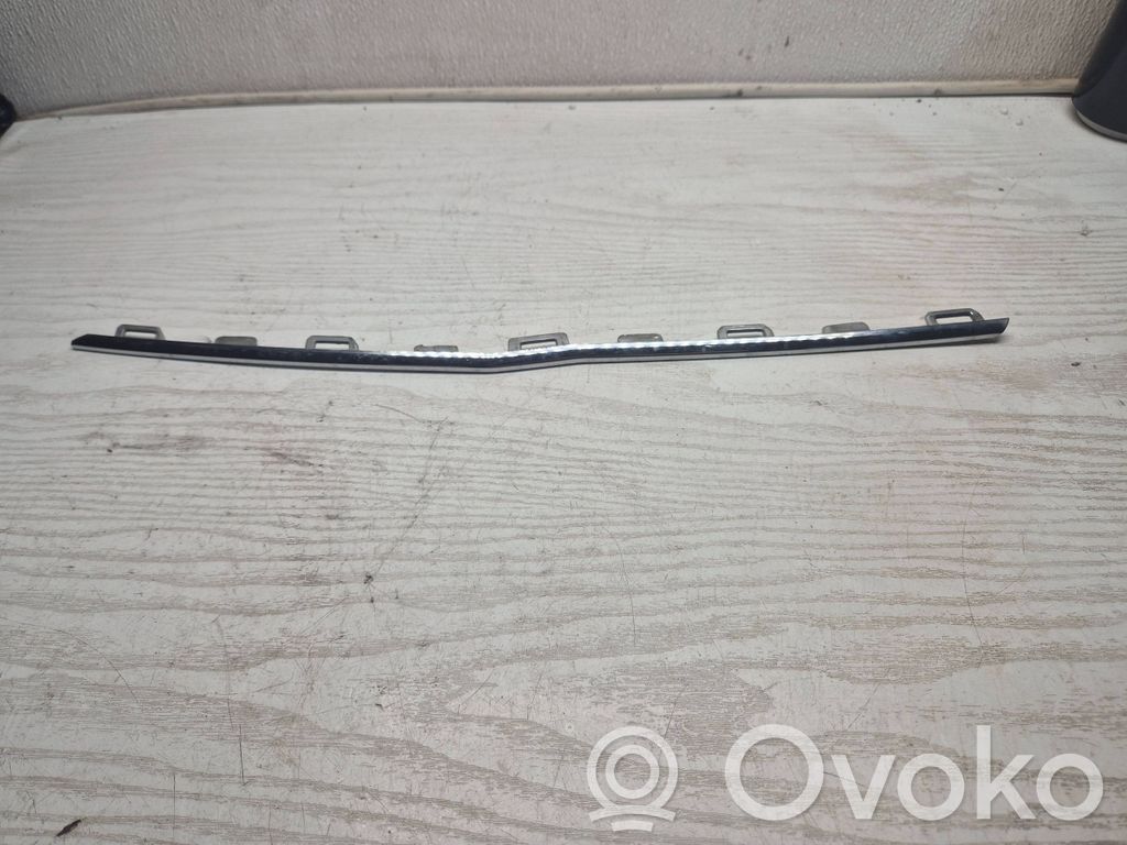 Volvo S60 Передняя решётка 