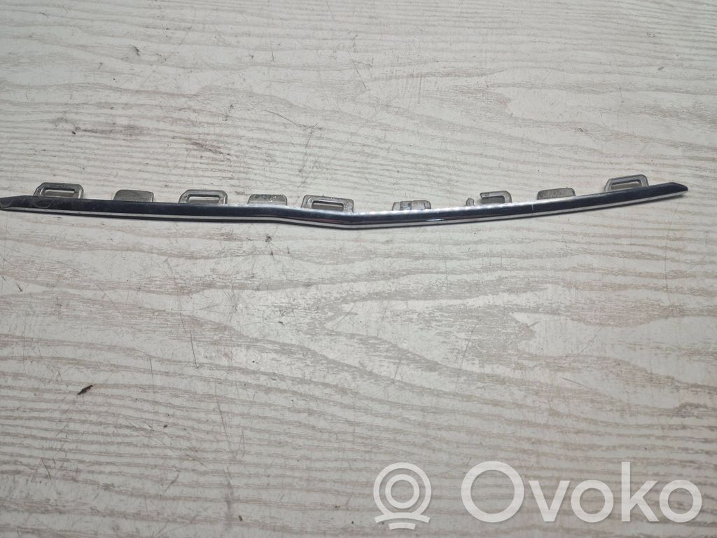 Volvo S60 Передняя решётка 