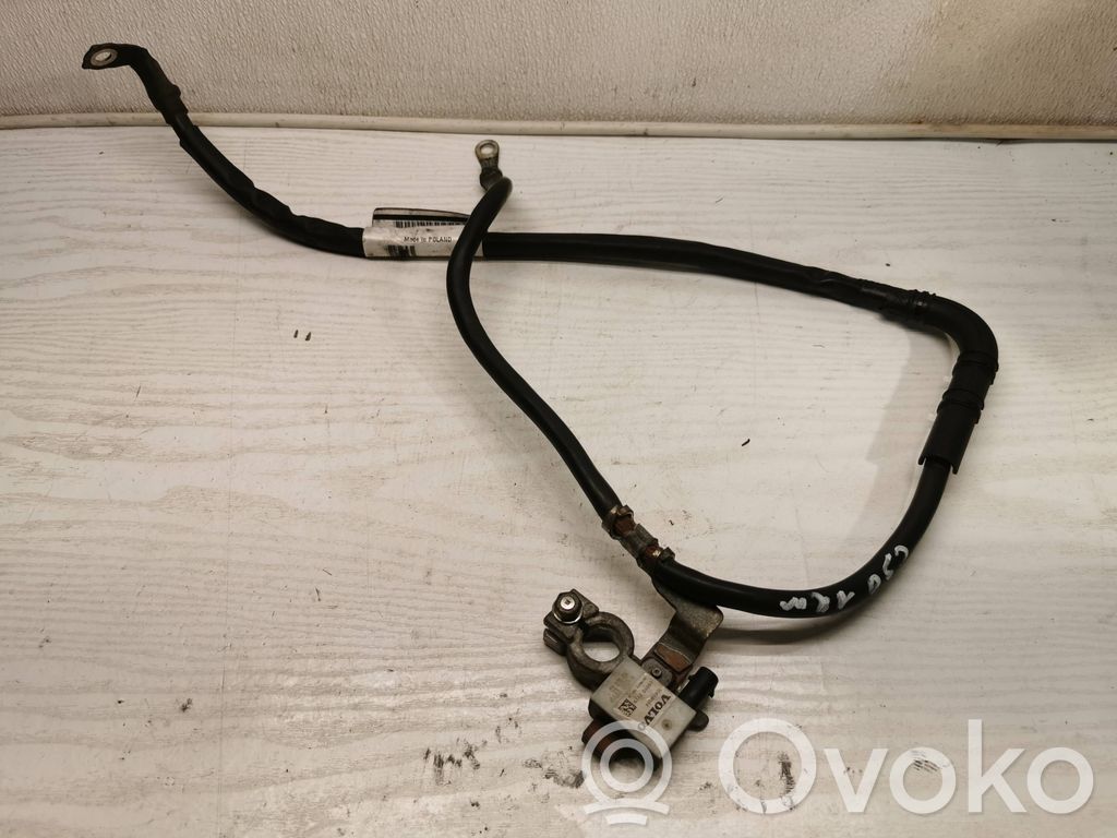 Volvo C30 Minus / Klema / Przewód akumulatora 