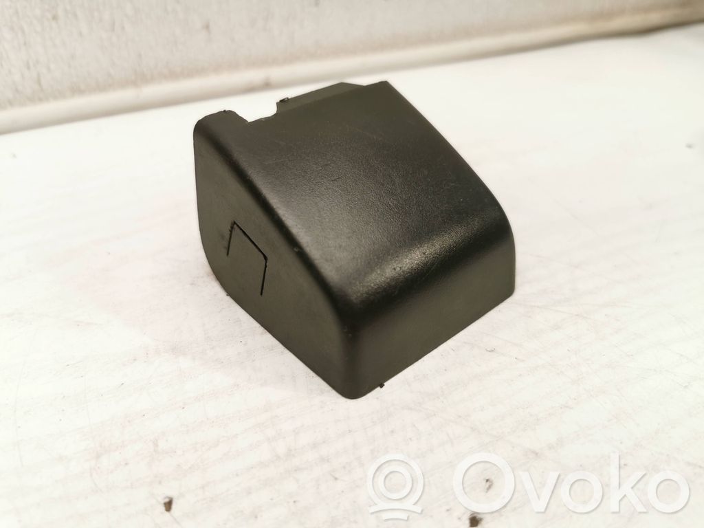 Volvo V40 Moldura del asiento 