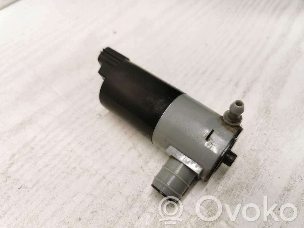 Volvo V40 Headlight washer pump 