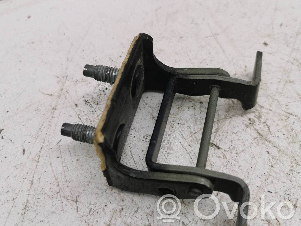 Volvo XC60 Tailgate/trunk/boot hinge 