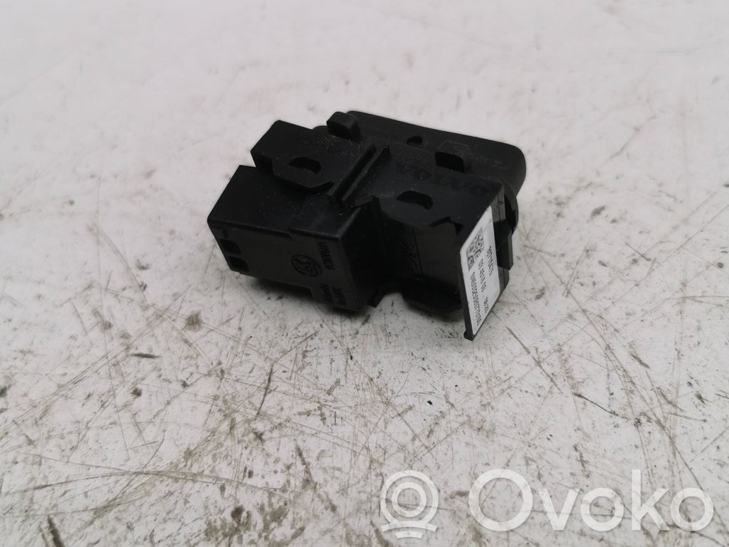 Volvo XC60 Buton comutator închidere centralizată 