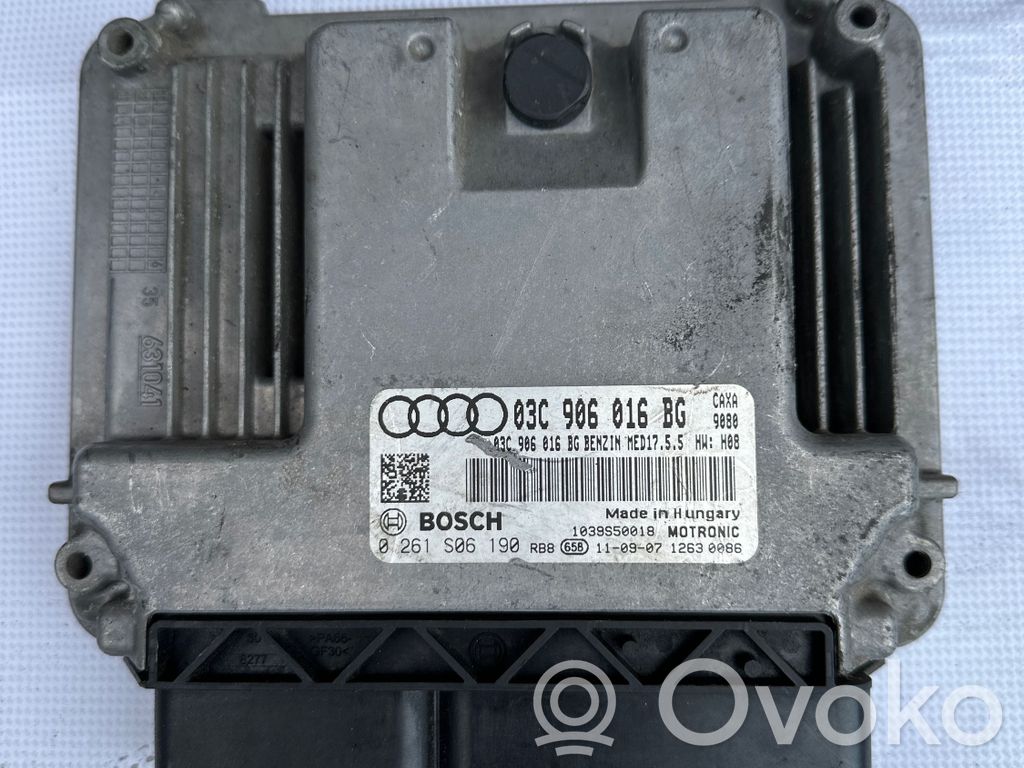 Audi A4 S4 B8 8K Engine control unit/module 
