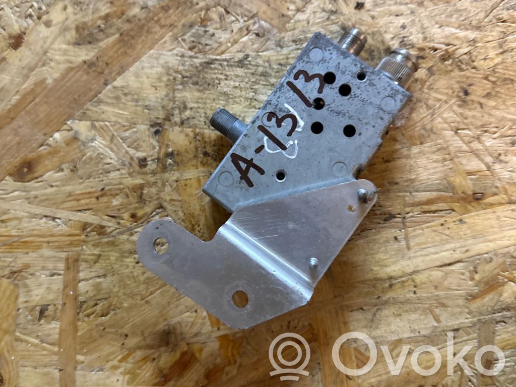Antenna control unit   4B5035585,4001000MHZ