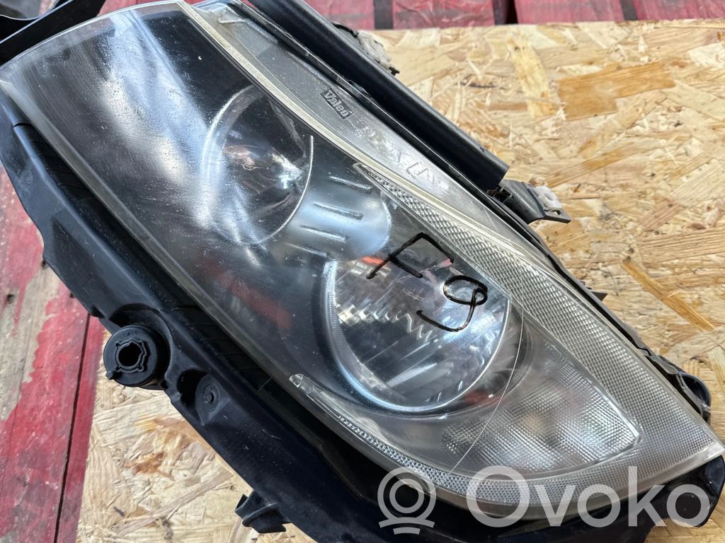 Scheinwerfer   694272308