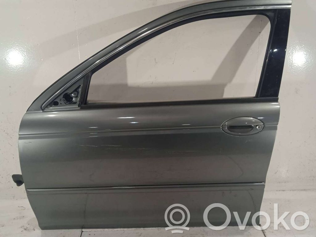 Jaguar X-Type Front door 