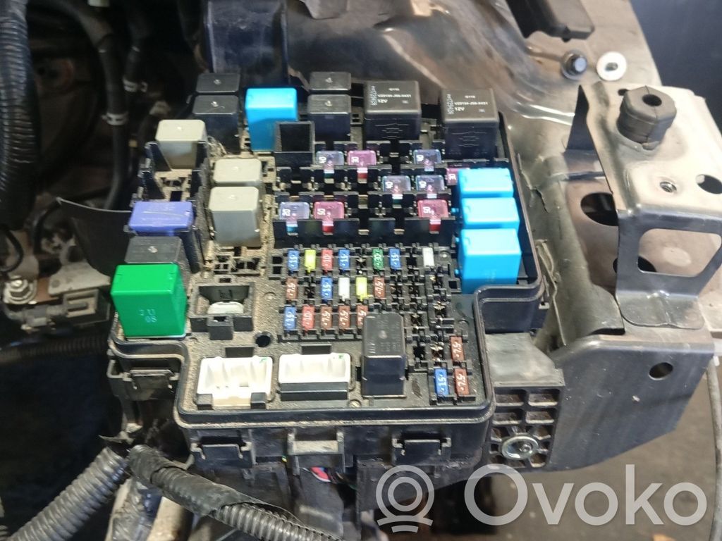Mazda 2 BSM Control unit 