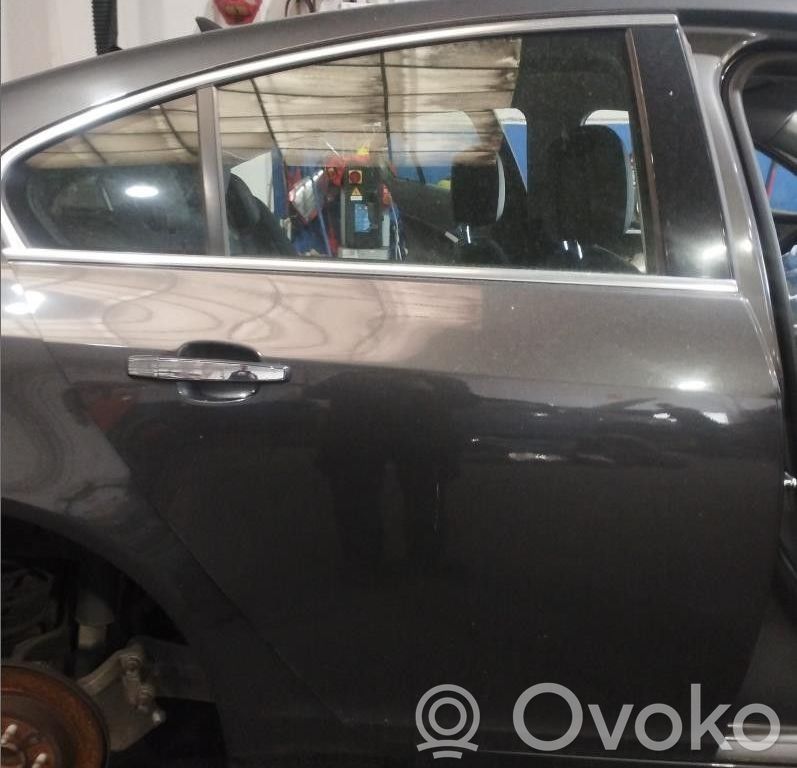 Opel Insignia A Puerta trasera 