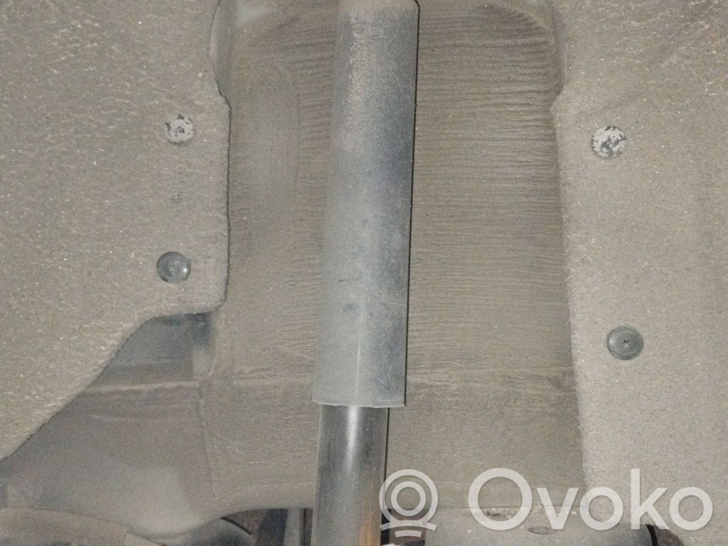 Takaiskunvaimennin   CC4328910A