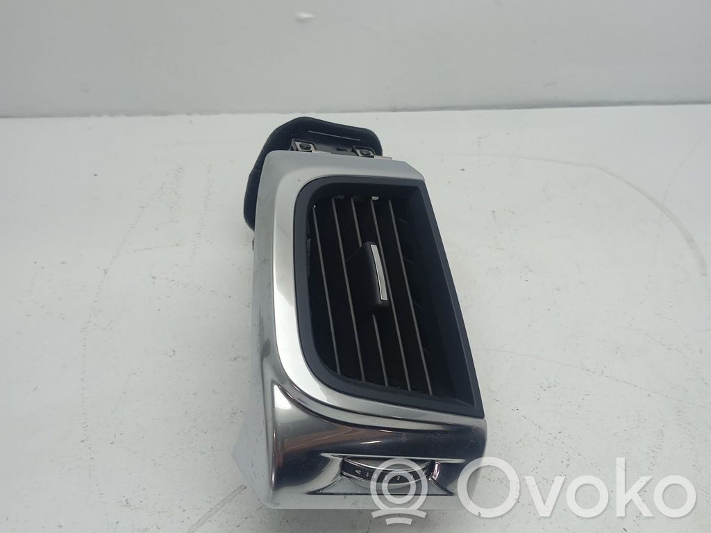 Oro srauto deflektorius   J9C3018B09AD