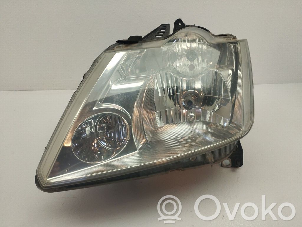 Priekšējais lukturis   8200301829