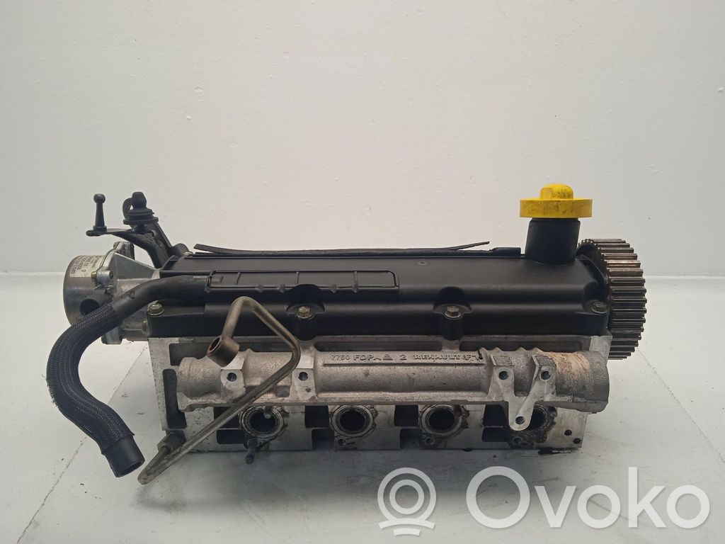 Renault Clio II Engine head 