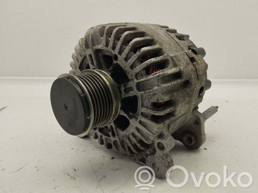 Alternador   06F903023C