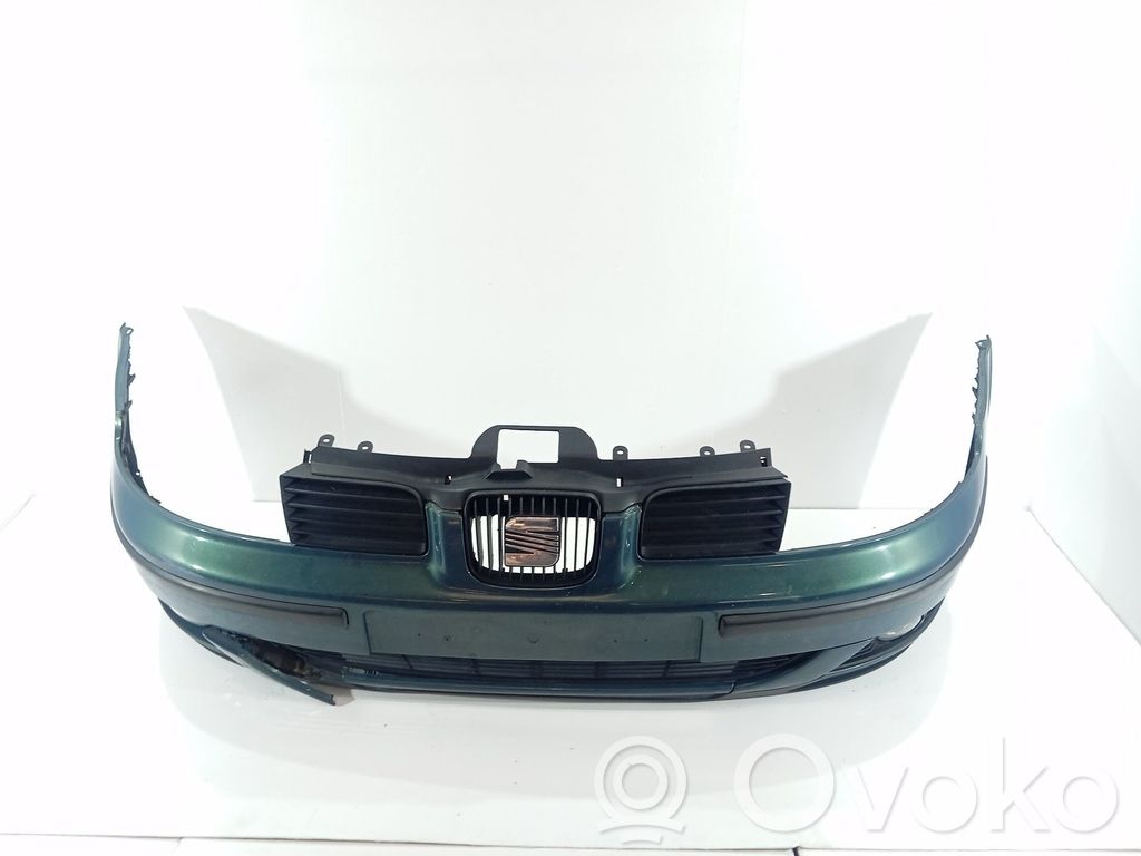 Seat Toledo I (1L) Parachoques delantero 