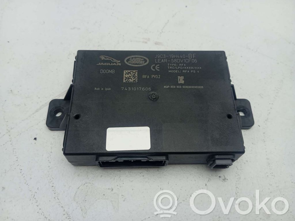 Otras unidades de control/módulos   J9C319H440BF