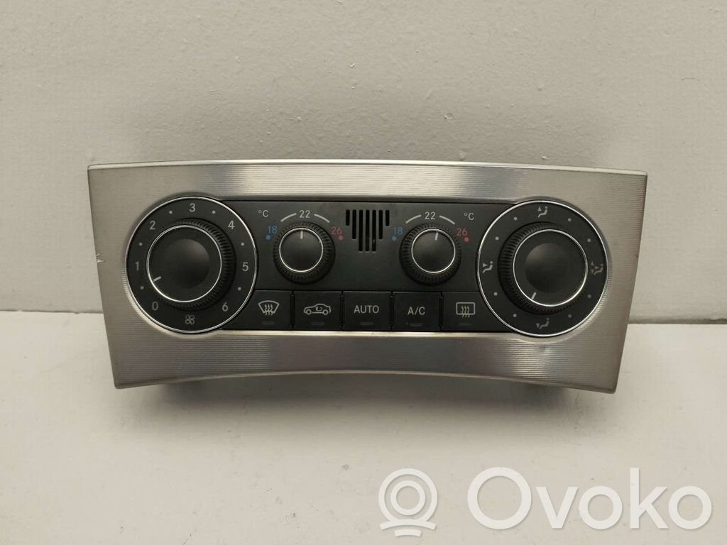 Mercedes-Benz C W203 Climate control unit 