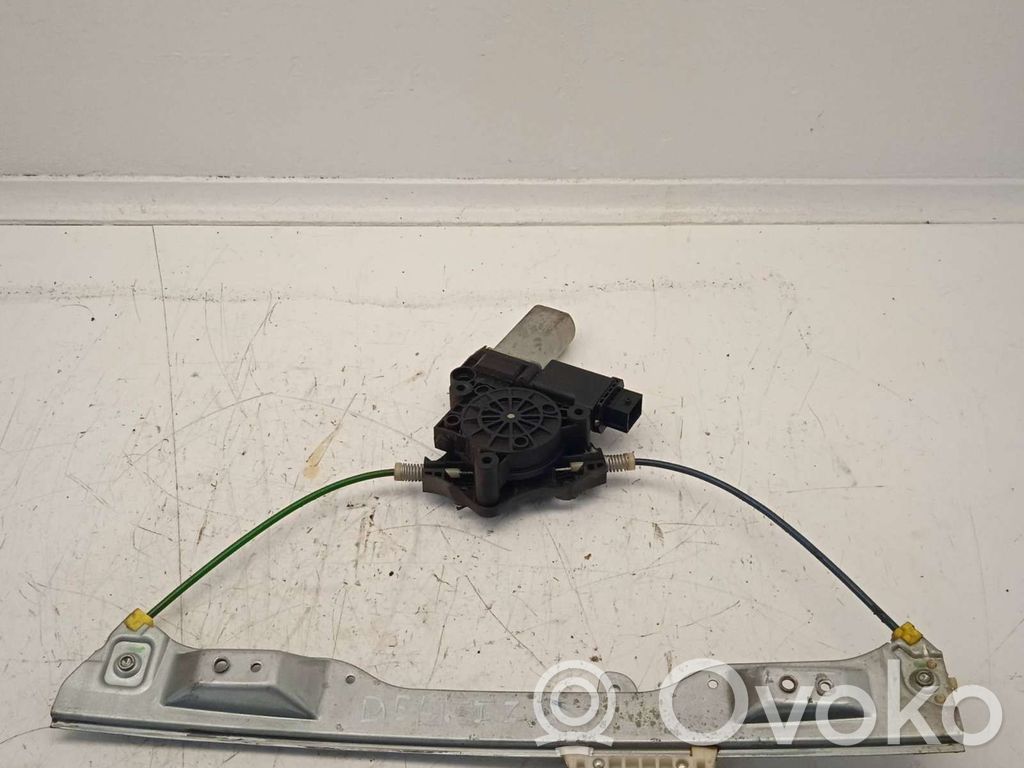 Regulador manual de la ventanilla delantera   1060281