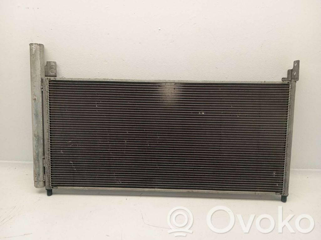 Toyota Auris 150 Radiatore di raffreddamento A/C (condensatore) 