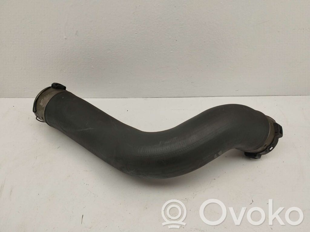 BMW 5 E60 E61 Ilmastointilaitteen putki (A/C)