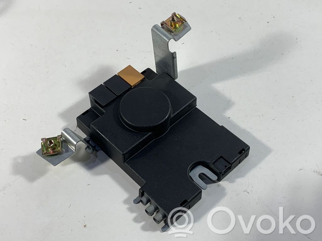 Audi A3 S3 8P Amplificateur d'antenne 
