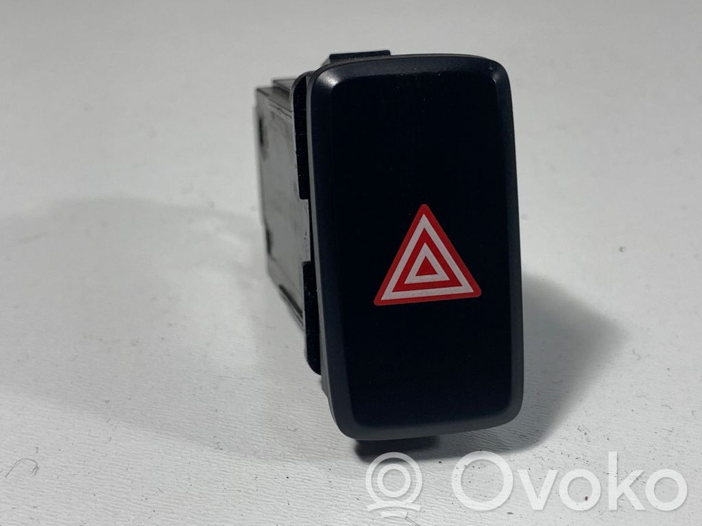 KIA Ceed Hazard light switch 