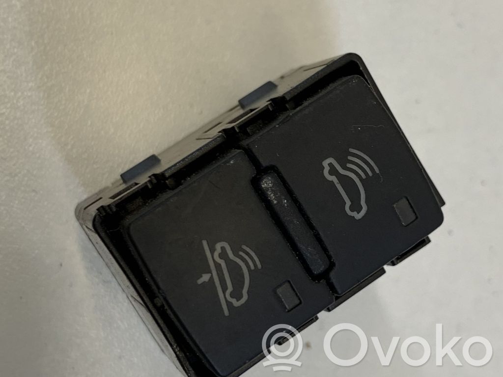 Audi A3 S3 A3 Sportback 8P Alarm switch 