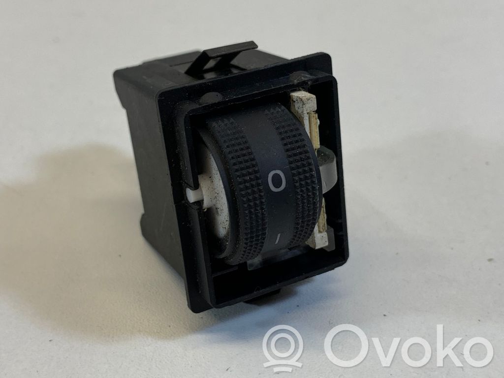 Audi A6 S6 C6 4F Headlight level height control switch 