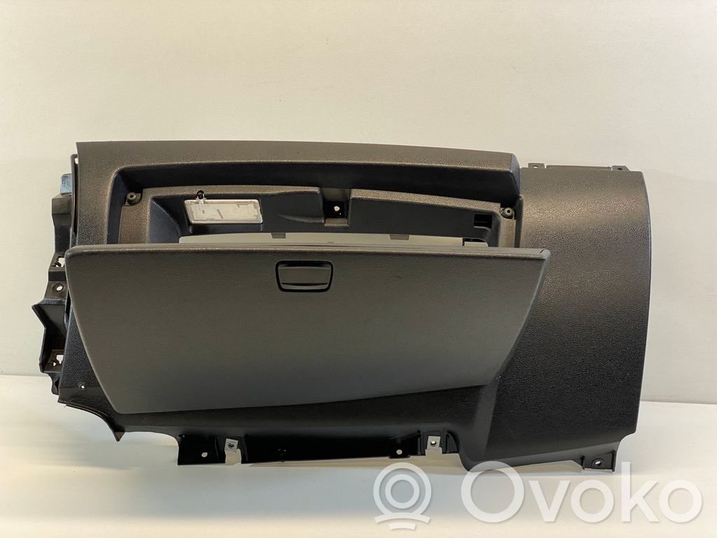 BMW 1 E81 E87 Glove box lid/cover 
