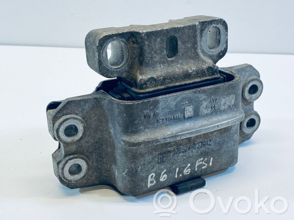 Volkswagen PASSAT B7 Gearbox mount 