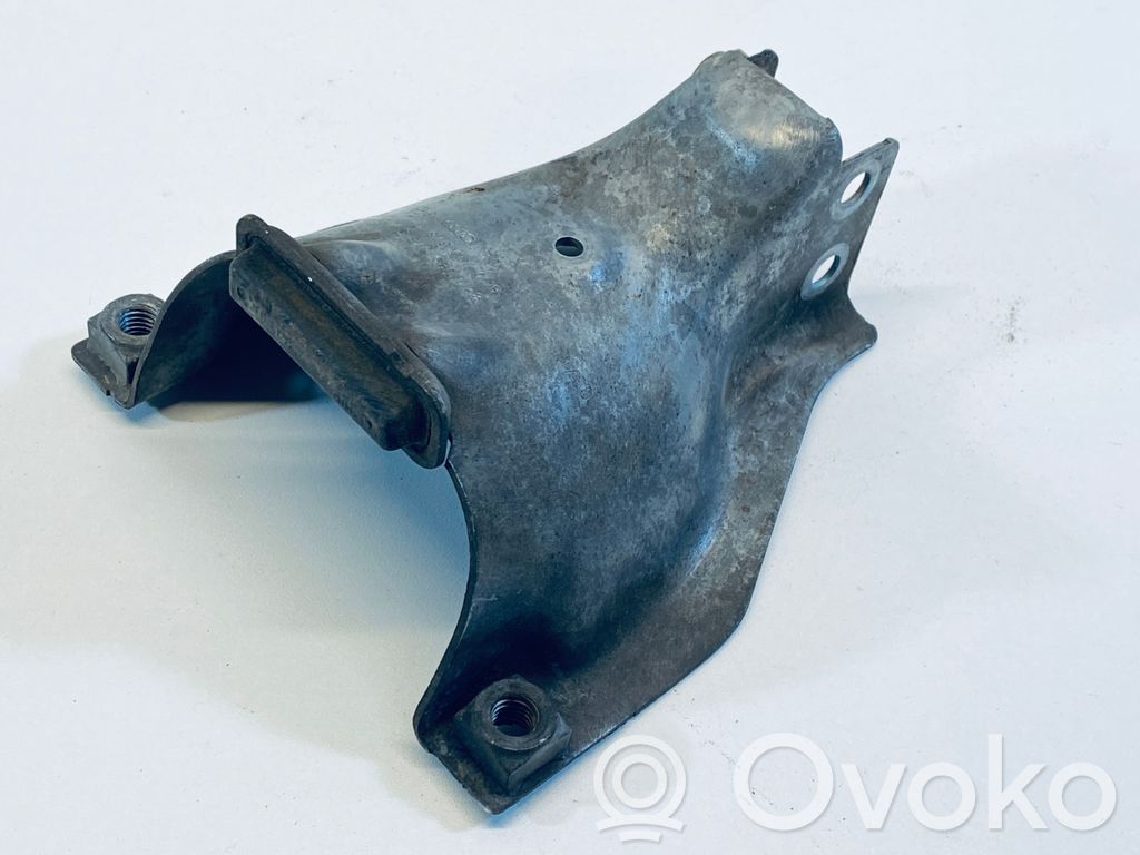 Audi A4 S4 B8 8K Engine mounting bracket 