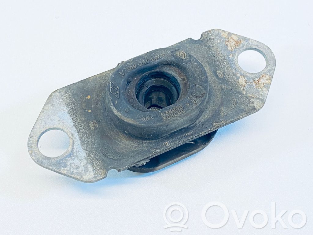 Engine mount bracket   11220ED000,8200352861