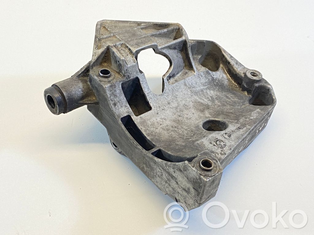 BMW 7 E65 E66 Generator/alternator bracket 
