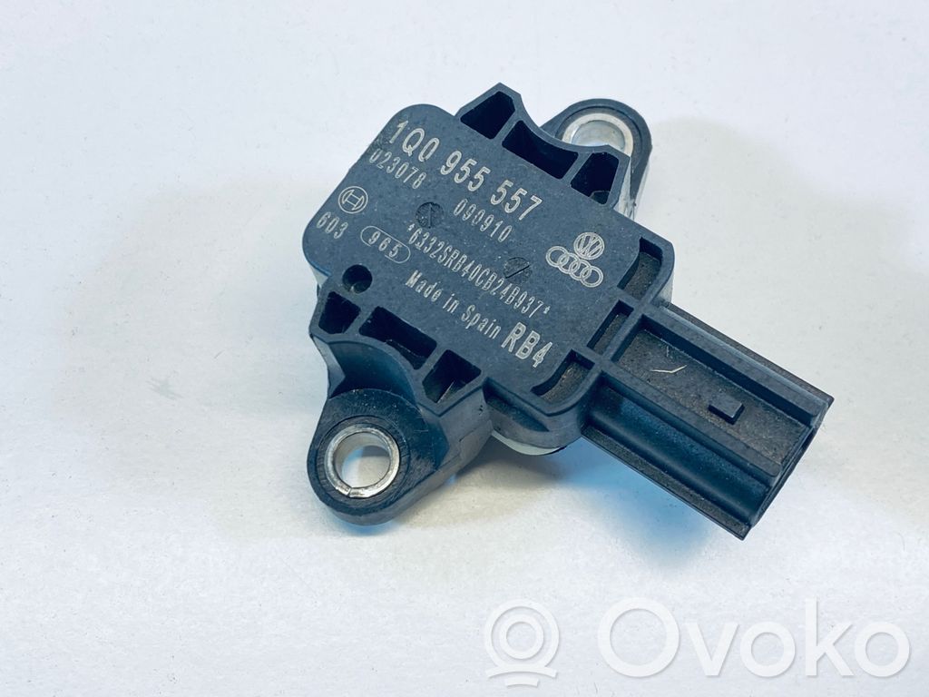 Volkswagen Eos Airbagsensor Crashsensor Drucksensor 