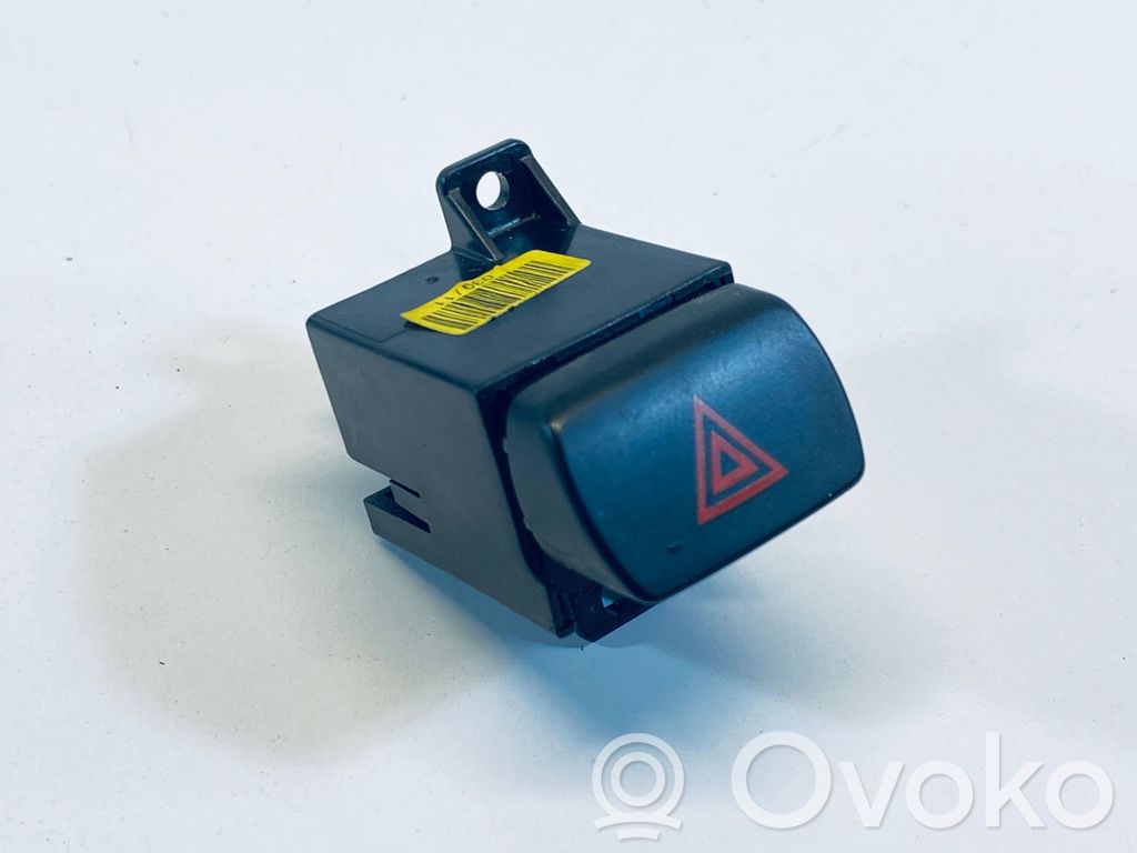 Fiat Bravo Botón interruptor de luz de peligro 