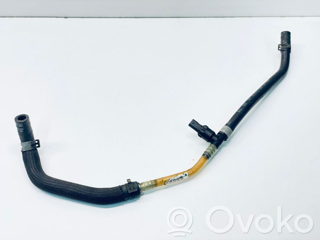 Audi Q7 4L Conductă alimentare combustibil 
