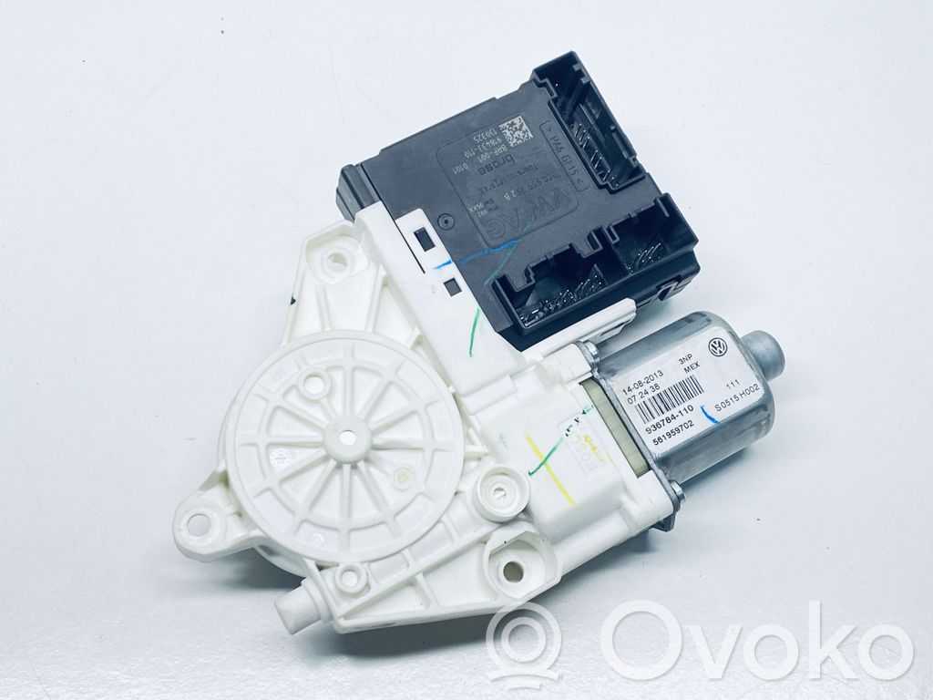 Volkswagen Jetta VI Silnik regulatora szyby drzwi przednich 