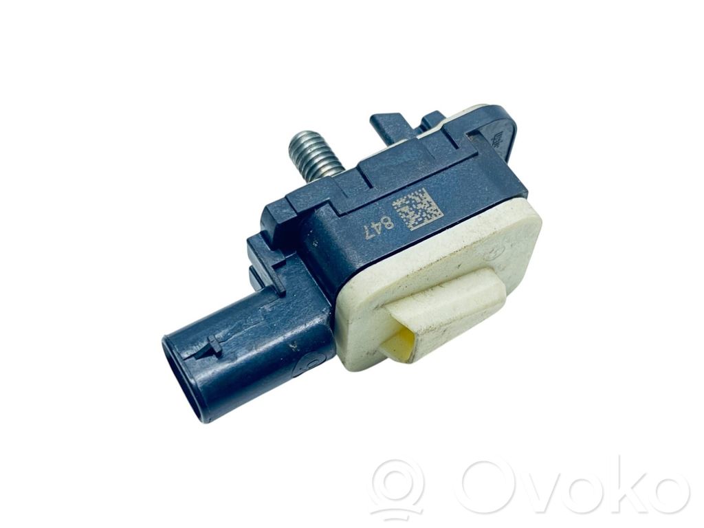 Porsche Cayenne (92A) Airbagsensor Crashsensor Drucksensor 