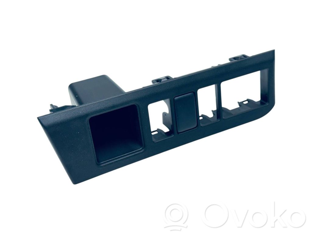 Nissan Note (E11) Panel trim 