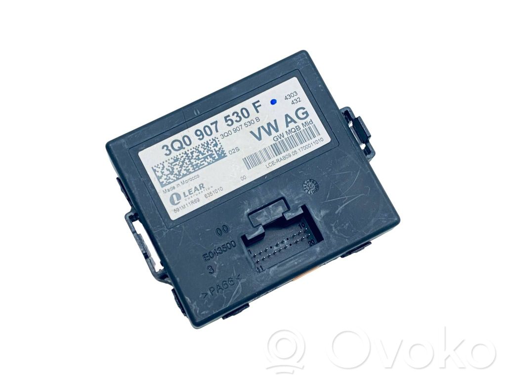 Volkswagen Golf VII Gateway control module 