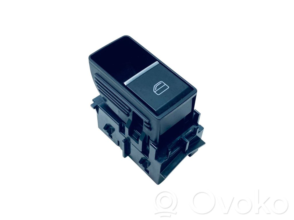 Electric window control switch   BDGF66370
